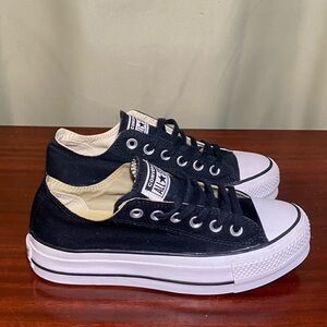 Converse Chuck Taylor All Star Lift Ox Low Top Canvas Sneakers Black Womens 6.5